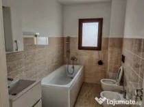 Închiriez casa cu 3 apartamente Iasi zona Bucium