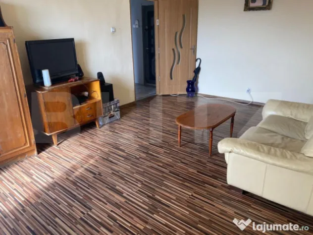 Apartament cu 2 camere, 57 mp, decomandat, mobilat, zona Mat