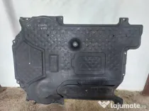 Scut motor plastic Mercedes C-Class W204 2012