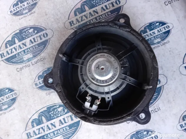 Boxa stanga fata Renault Captur