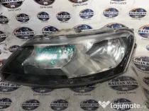 Far stanga halogen cu defect Skoda RAPID 2015