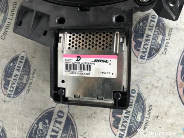 Subwoofer spate original Audi A8 2009