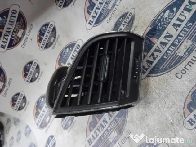 Grila ventilatie dreapta Skoda Fabia 3 2015