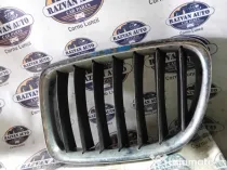 Grila centrala stanga BMW X1 2010