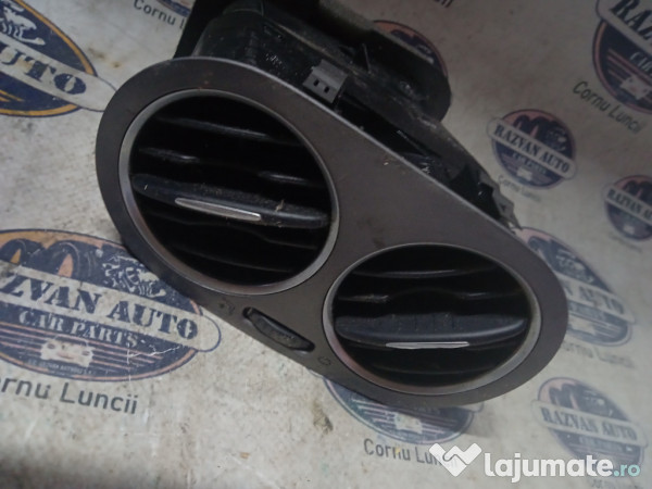 Grila ventilatie dreapta Volkswagen Tiguan 2008