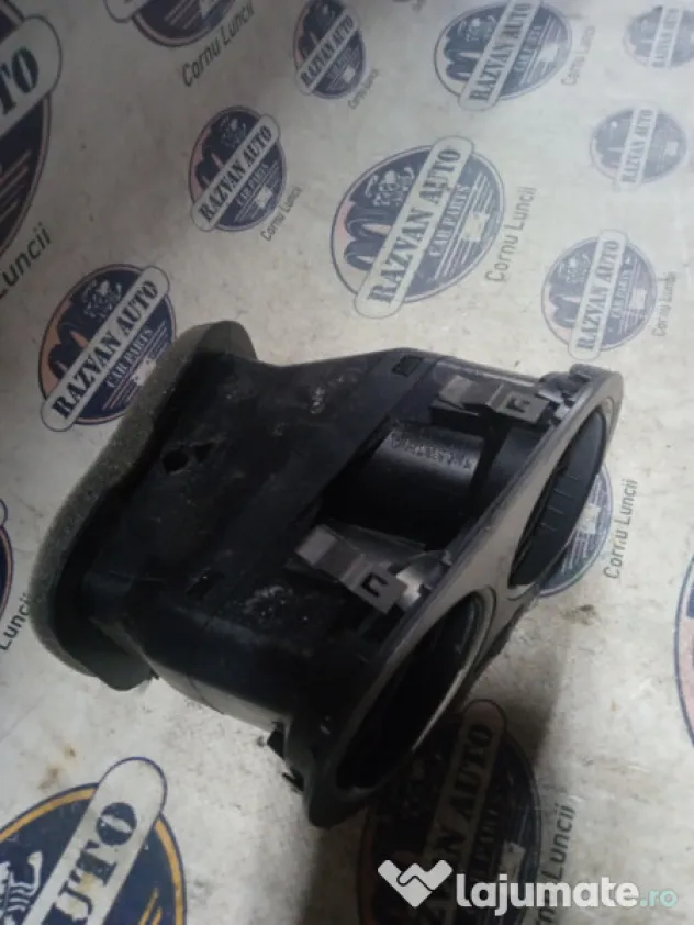 Grila ventilatie dreapta Volkswagen Tiguan 2008
