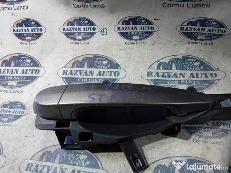 Maner exterior stanga fata BMW X1 2010