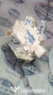 Broasca dreapta fata Volkswagen Tiguan 2012