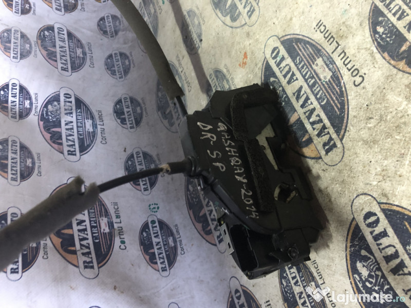 Broasca dreapta spate Nissan Qashqai 2014