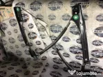 Macara geam dreapta fata Volkswagen Golf 5 Plus 2007
