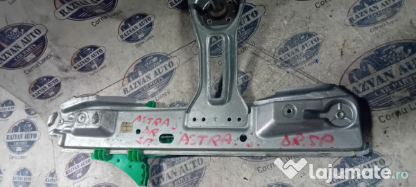 Macara geam dreapta spate Opel Astra J 2010