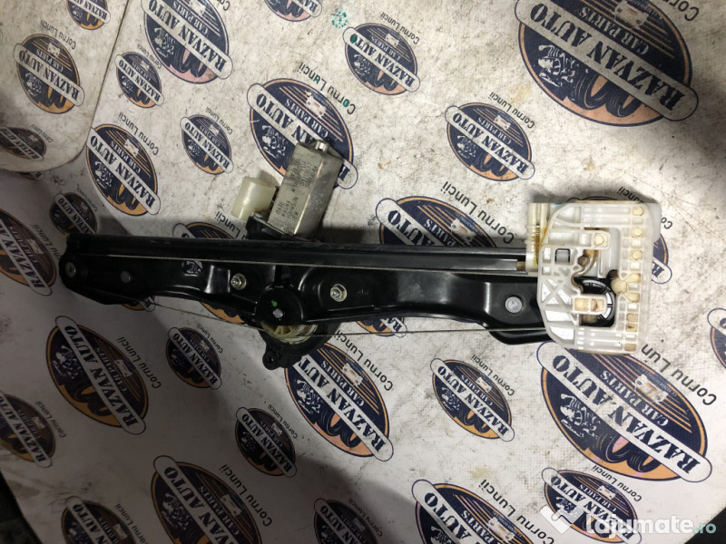 Macara geam dreapta spate BMW F30 2015
