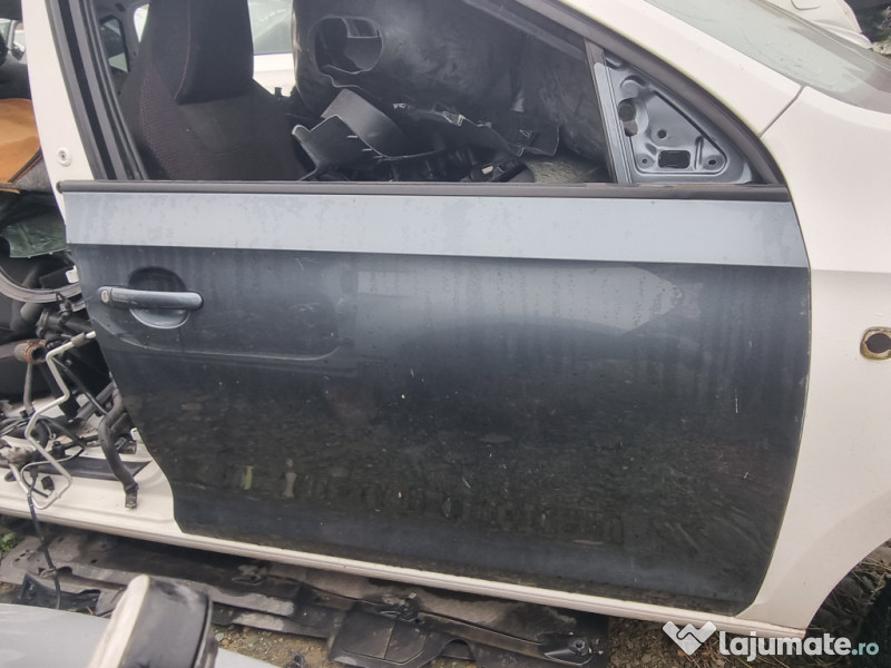 Usa dreapta fata Skoda RAPID 2015