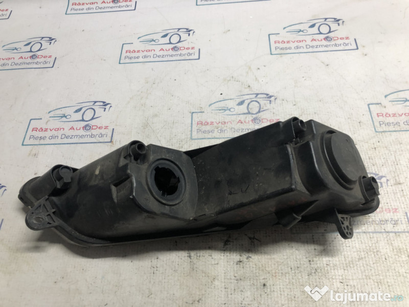 Proiector dreapta Volkswagen Passat B7 2012