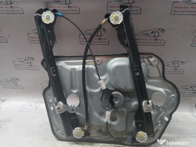 Macara geam dreapta fata Nissan Qashqai 2012