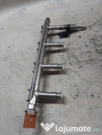 Rampa plus injectoare Skoda RAPID 2013