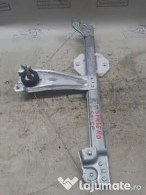 Macara geam stanga spate Dacia Sandero 2017