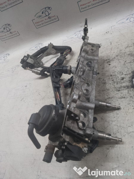Rampa plus injectoare Volkswagen Golf 5 1.6 Benzina 2008