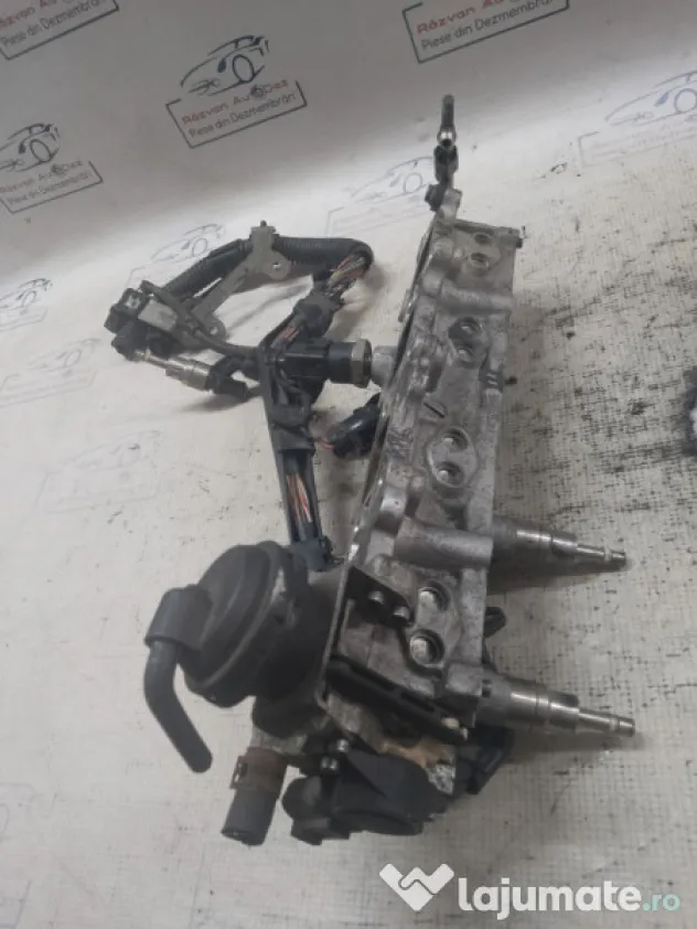 Rampa plus injectoare Volkswagen Golf 5 1.6 Benzina 2008