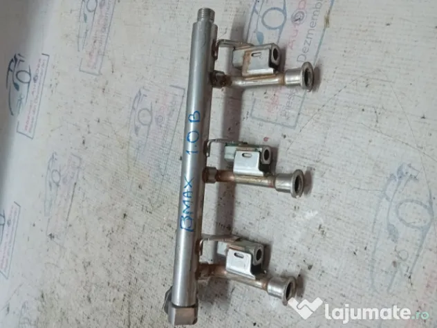Rampa injectie Ford B-MAX 1.0 Benzina 2013