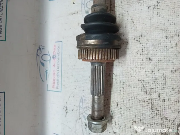 Planetara dreapta spate Nissan Qashqai 1.6 Motorina 2011