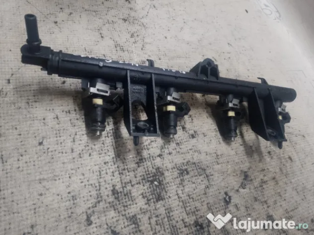 Rampa plus injectoare Renault Clio 3 1.2 Benzina 2012