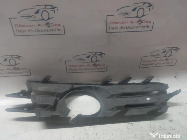Grila proiector stanga Volkswagen Scirocco 2011