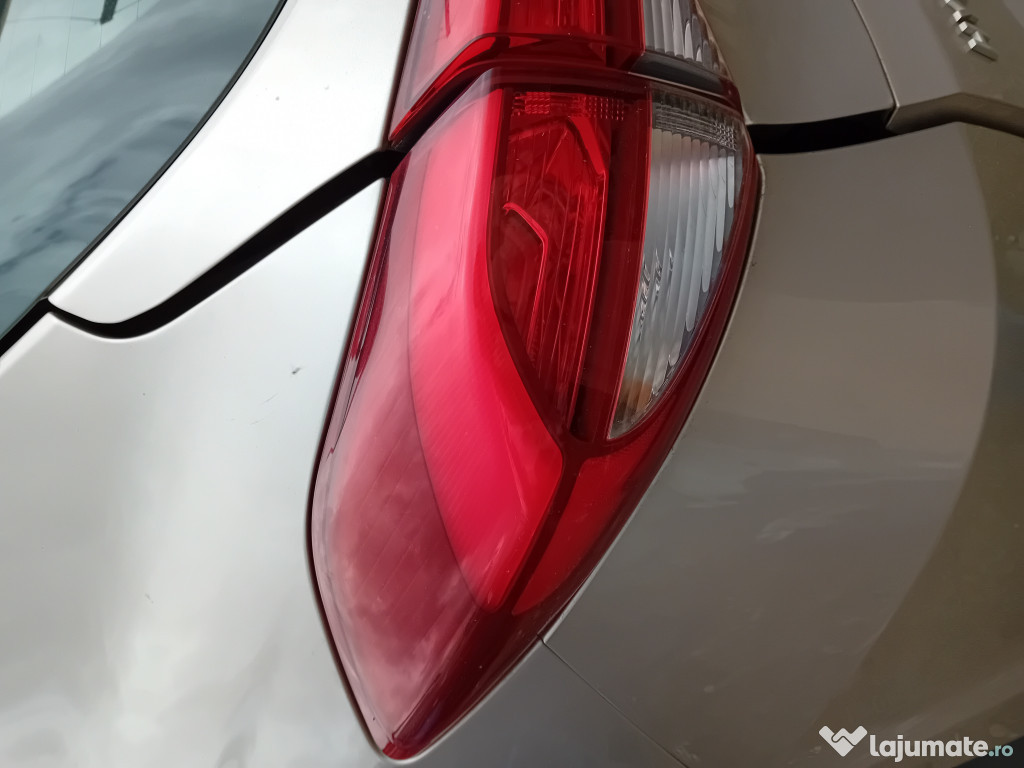 Stop stanga aripa Hyundai Tucson 1.7 Motorina 2017