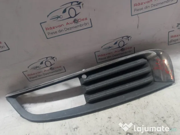 Grila proiector stanga Opel Insignia A 2011
