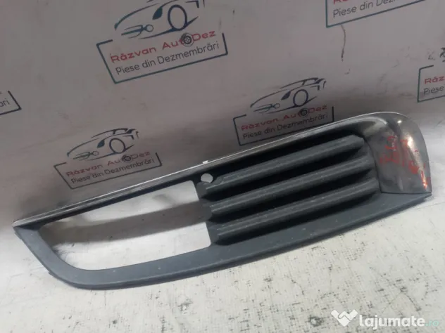 Grila proiector stanga Opel Insignia A 2011