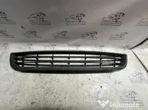 Grila bara fata Volkswagen Jetta 2012
