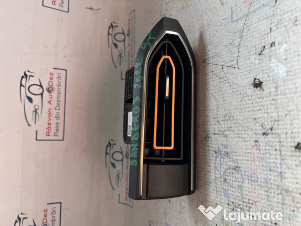 Grila ventilatie stanga Dacia Sandero 3 2022