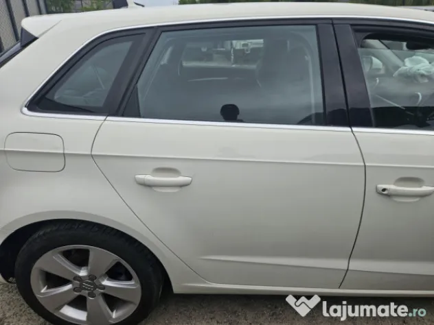 Usa dreapta spate Audi A3 8V Hatchback 2015