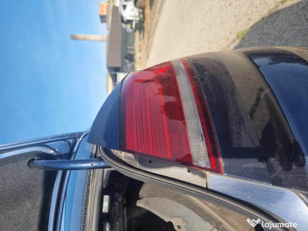 Stop dreapta aripa Volkswagen Passat B8 Berlina 2015