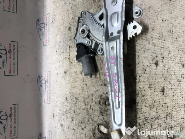 Macara geam stanga spate Suzuki SX4 2018