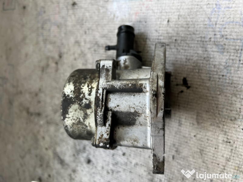 Pompa vacuum Nissan Qashqai 1.5 Motorina 2012
