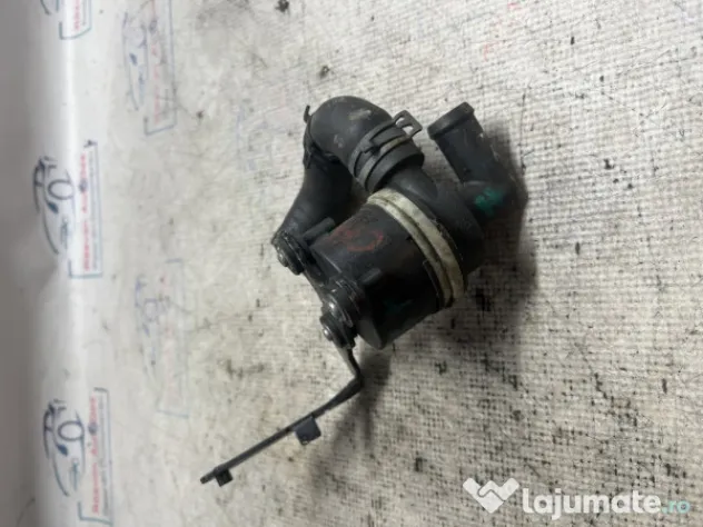 Pompa recirculare apa Volkswagen Tiguan 2013
