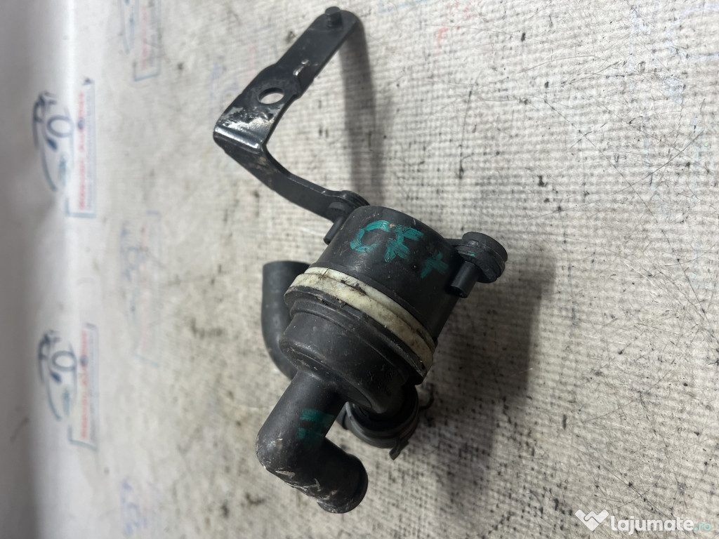 Pompa recirculare apa Volkswagen Tiguan 2013