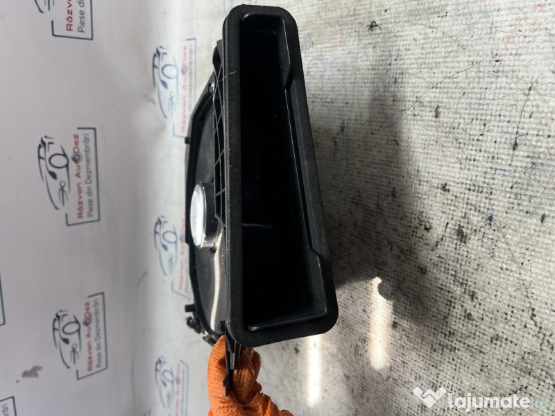 Boxa podea stanga BMW Seria 3 E90 2012