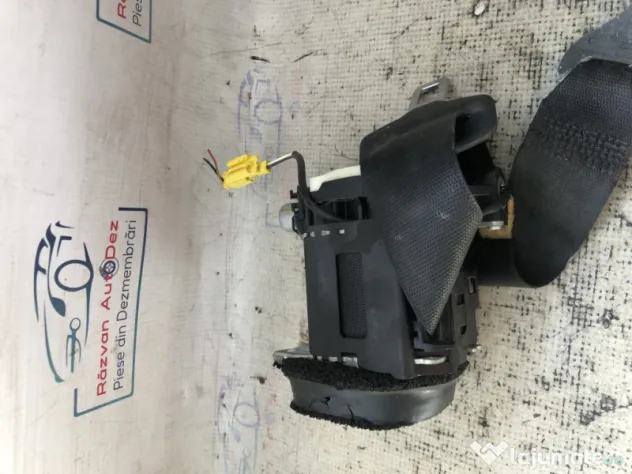Centura dreapta spate cu capsa Mercedes C-Class W204 2012