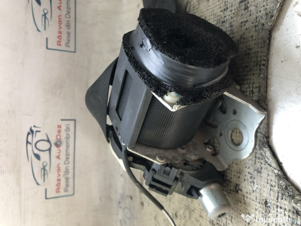 Centura dreapta spate cu capsa Mercedes C-Class W204 2012