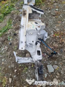 Lonjeron dreapta Skoda Octavia 3 1.6 Motorina 2015