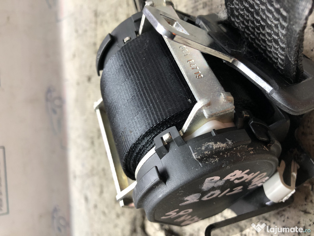 Centura spate mijloc Nissan Qashqai 1.6 Motorina 2012