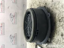 Boxa stanga spate Audi Q5 2011