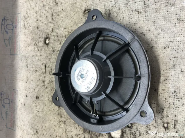 Boxa dreapta fata Nissan Qashqai 2012