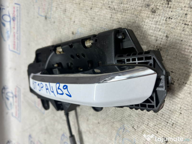 Maner exterior stanga spate Audi A4 B9 2016