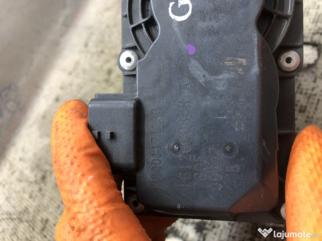 Clapeta acceleratie Nissan Qashqai 2016