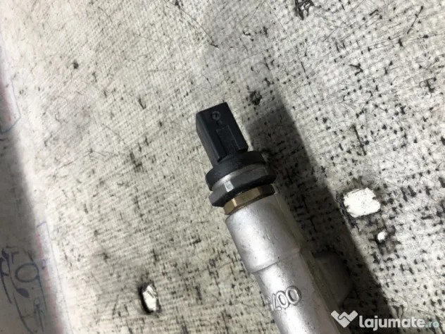Rampa injectoare Audi A3 8Y 1.0 Benzina 2021