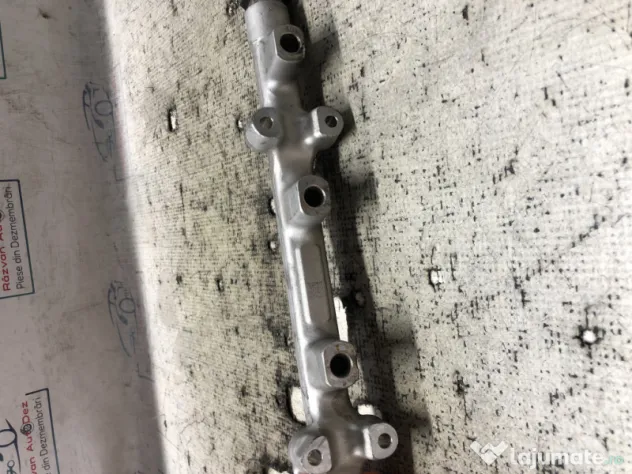 Rampa injectoare Audi A3 8Y 1.0 Benzina 2021