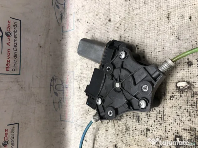 Macara geam stanga fata Opel Corsa 2006